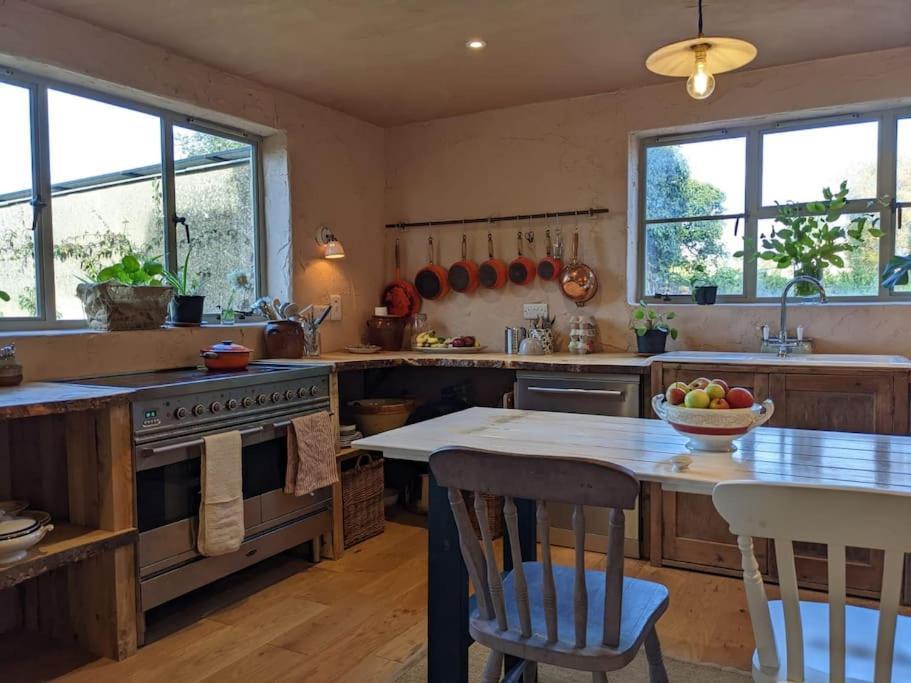 Casa de férias Stylish 3 Bed Cotswold With Stunning Views *