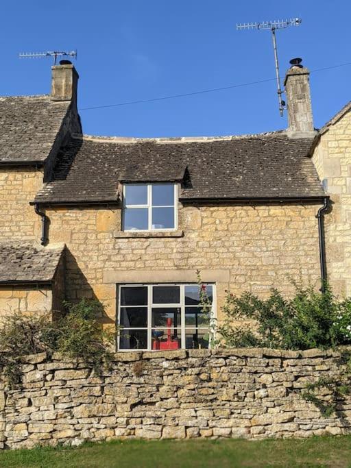 Stylish 3 Bed Cotswold With Stunning Views Casa de férias Cheltenham